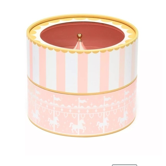 King Arthur Carrousel Fascinator For Adults - Picture 2 of 16